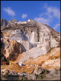 cantera de mármol de carrara